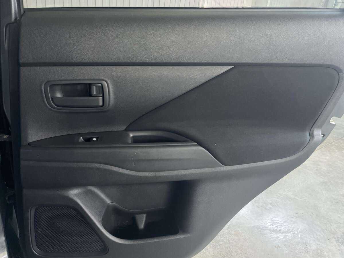 Купить Mitsubishi Outlander, 2018, 126 982 км.. Фото: #21