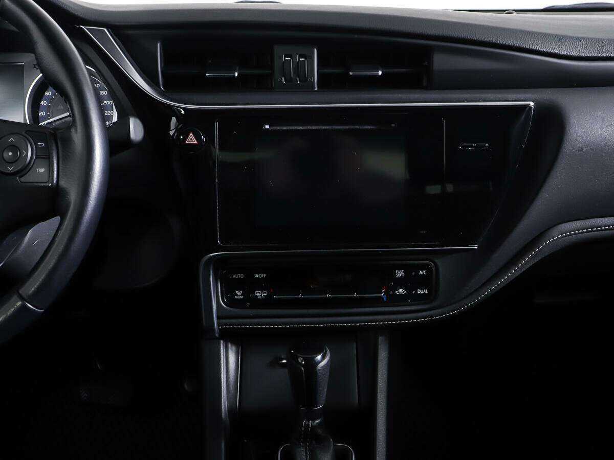 Купить Toyota Corolla, 2016, 75 679 км.. Фото: #10