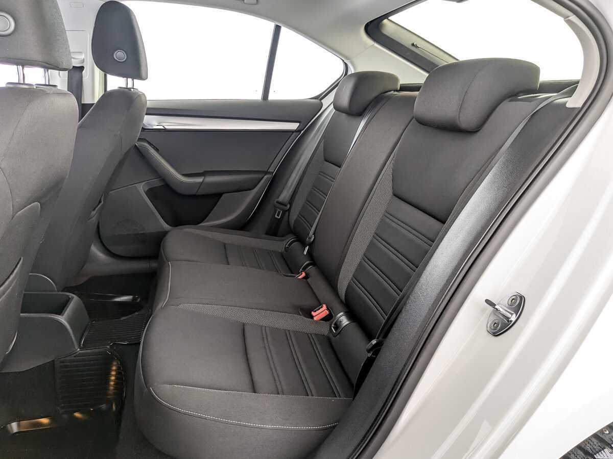 Купить Skoda Octavia, 2017, 140 461 км.. Фото: #9