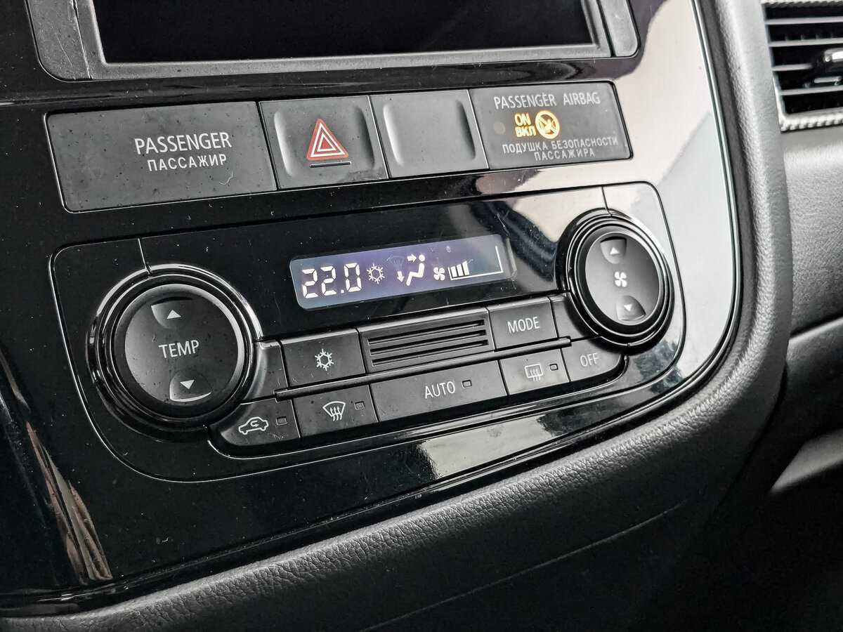 Купить Mitsubishi Outlander, 2015, 116 494 км.. Фото: #16