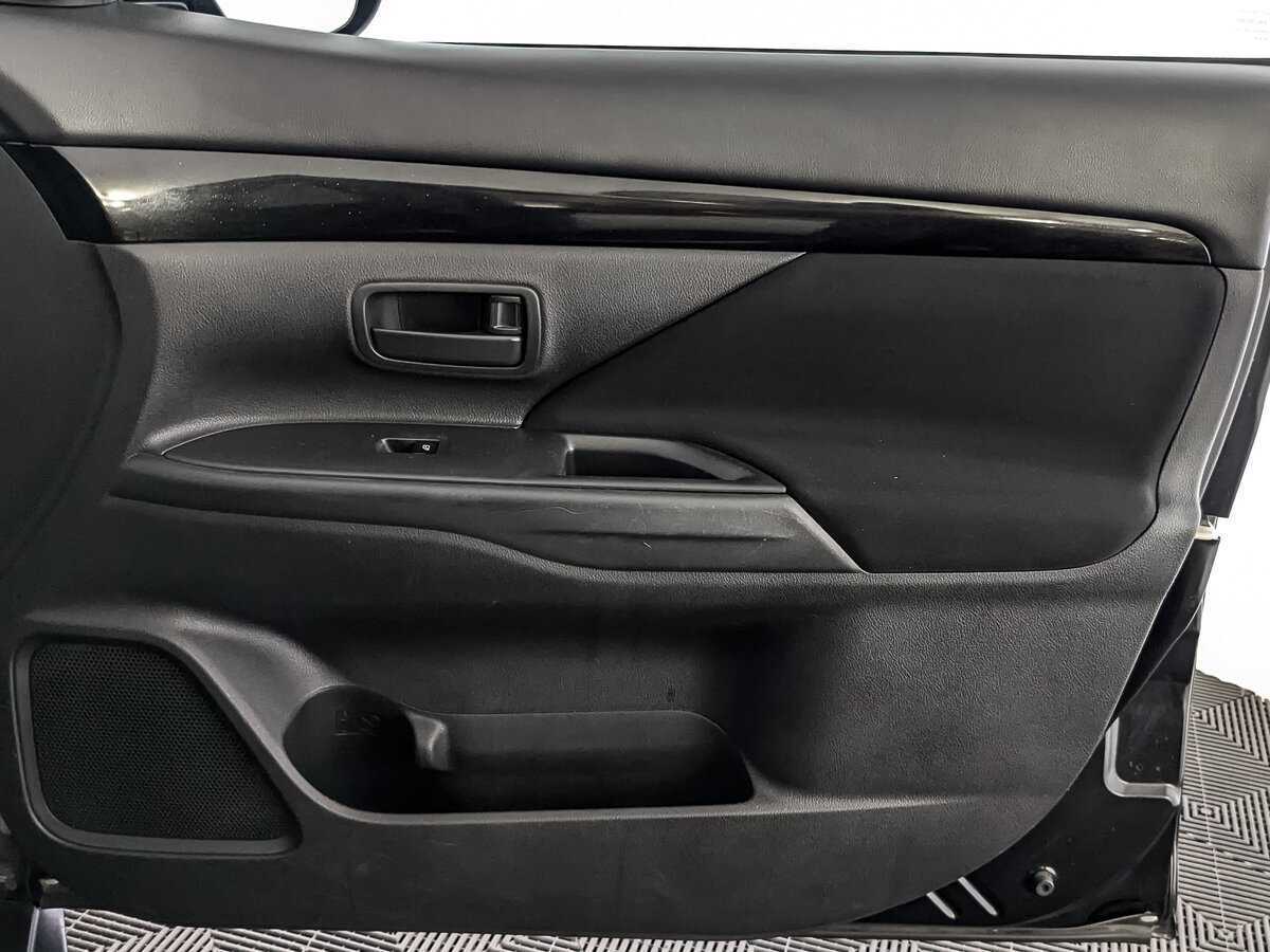 Купить Mitsubishi Outlander, 2018, 203 776 км.. Фото: #20