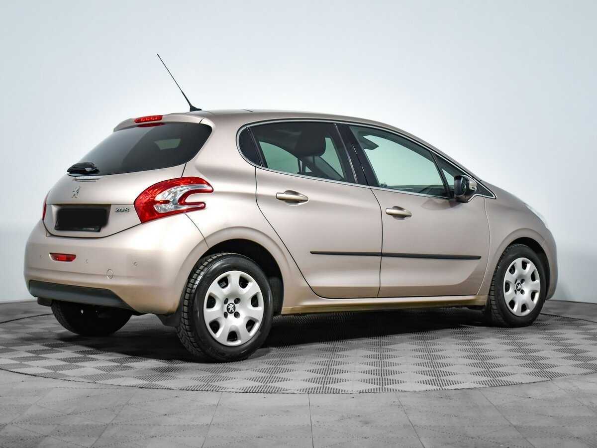 Купить Peugeot 208, 2014, 68 000 км.. Фото: #4