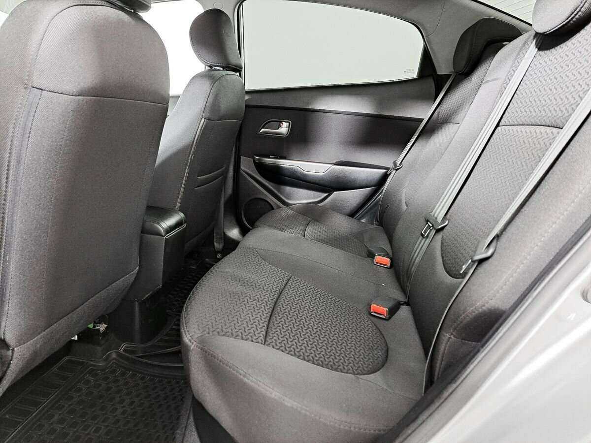 Купить Kia Rio, 2015, 114 450 км.. Фото: #8