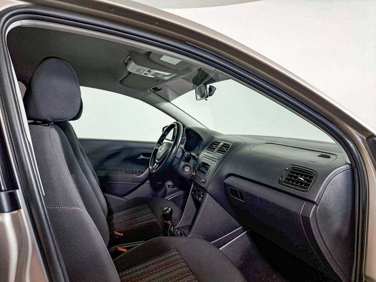 Купить Volkswagen Polo, 2018, 149 000 км.. Фото: #7