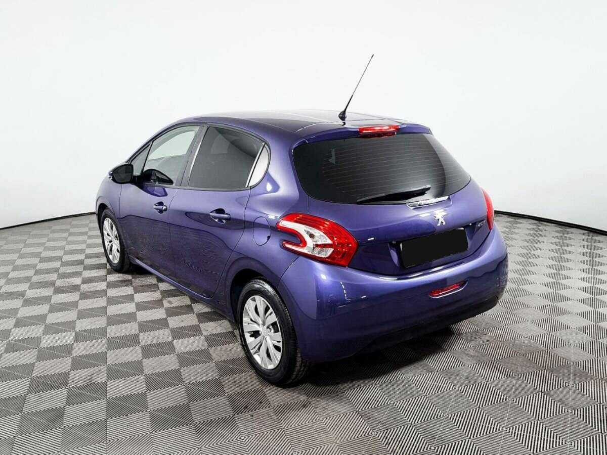 Купить Peugeot 208, 2013, 70 100 км.. Фото: #6