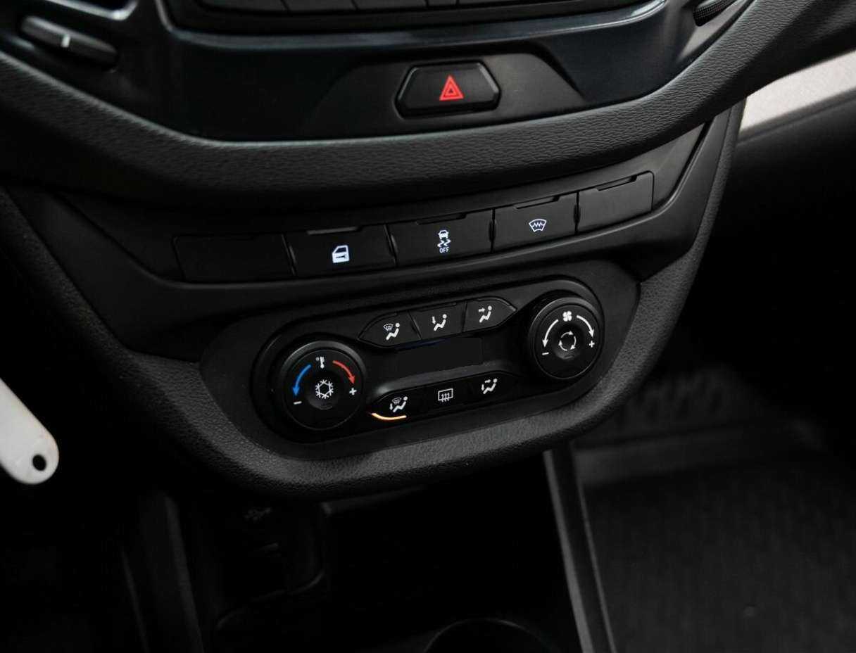 Купить Lada (ВАЗ) Vesta, 2019, 82 000 км.. Фото: #19