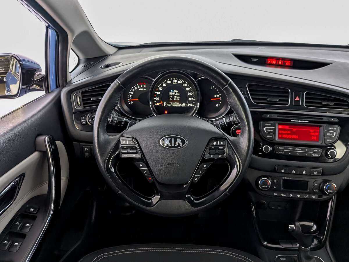 Купить Kia Ceed, 2012, 138 458 км.. Фото: #16