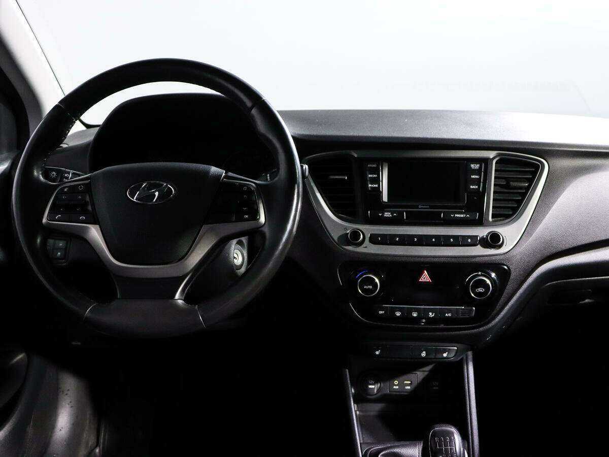 Купить Hyundai Solaris, 2017, 116 656 км.. Фото: #9