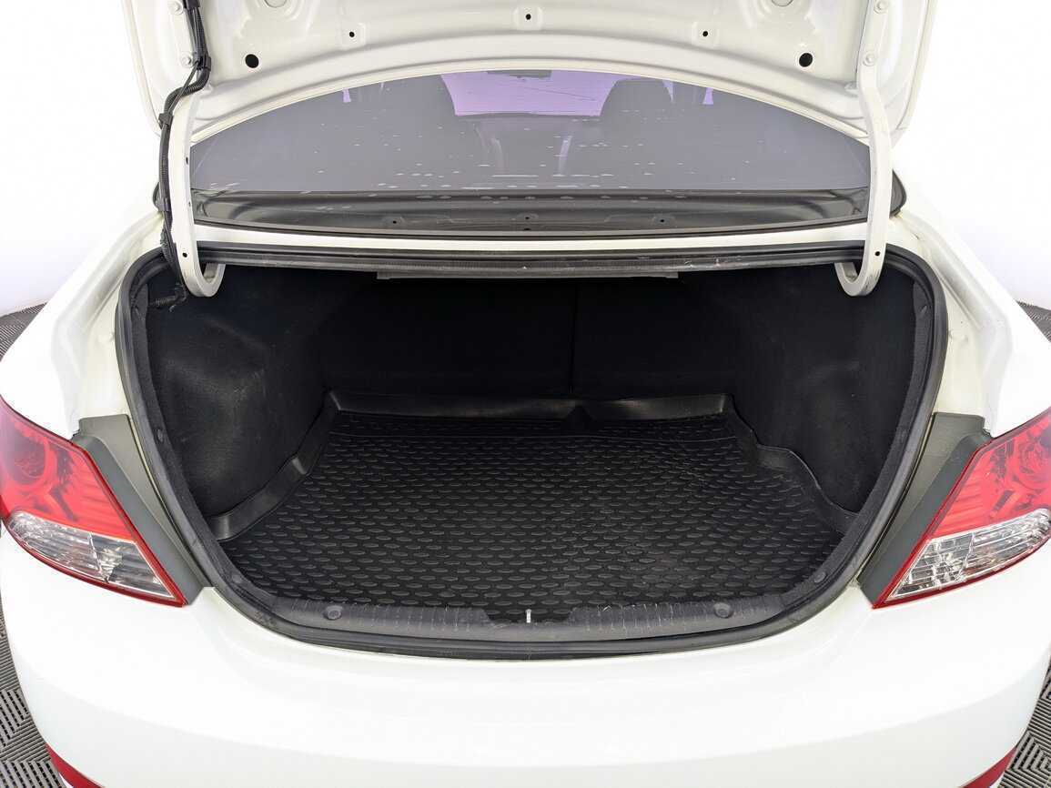 Купить Hyundai Solaris, 2013, 201 000 км.. Фото: #8