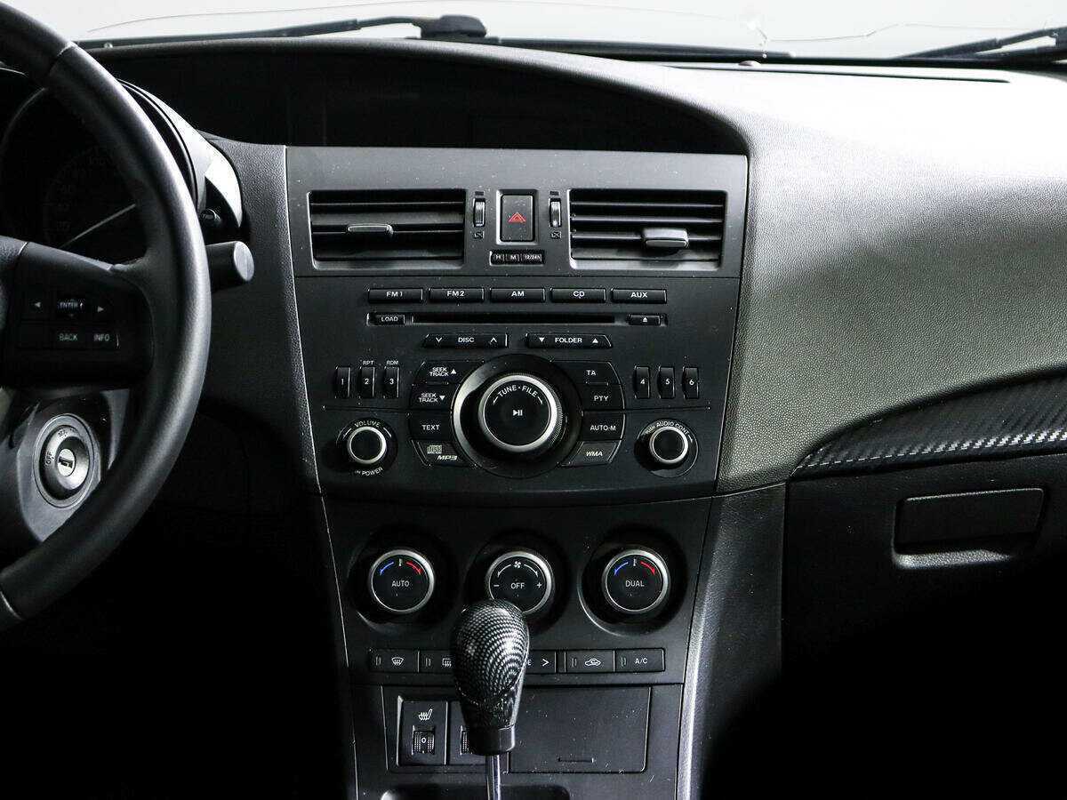 Купить Mazda 3, 2012, 209 030 км.. Фото: #10