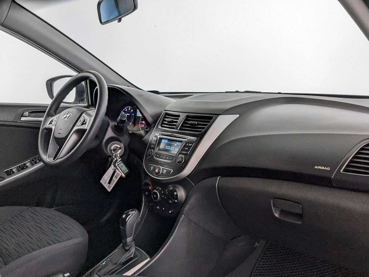 Купить Hyundai Solaris, 2015, 113 015 км.. Фото: #6