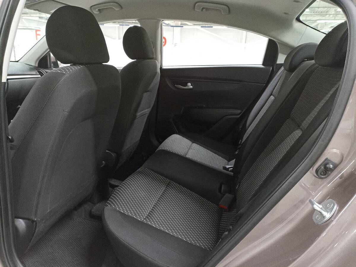 Купить Kia Rio, 2018, 146 477 км.. Фото: #11