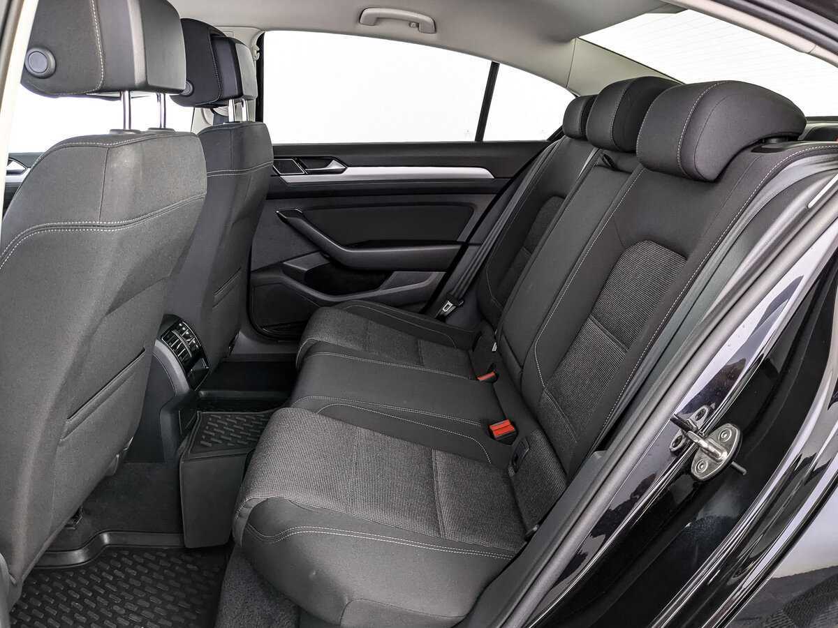 Купить Volkswagen Passat, 2018, 188 206 км.. Фото: #9