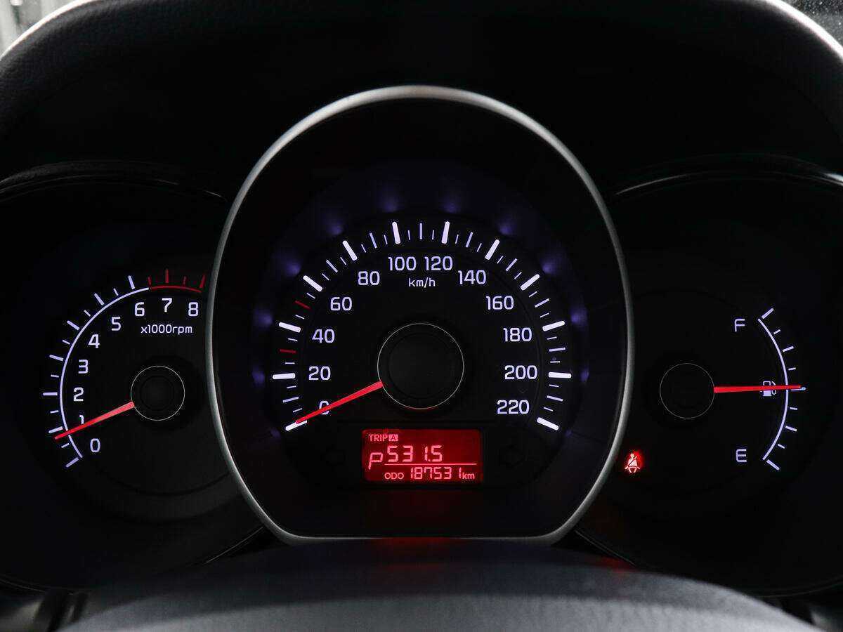 Купить Kia Rio, 2014, 187 529 км.. Фото: #10