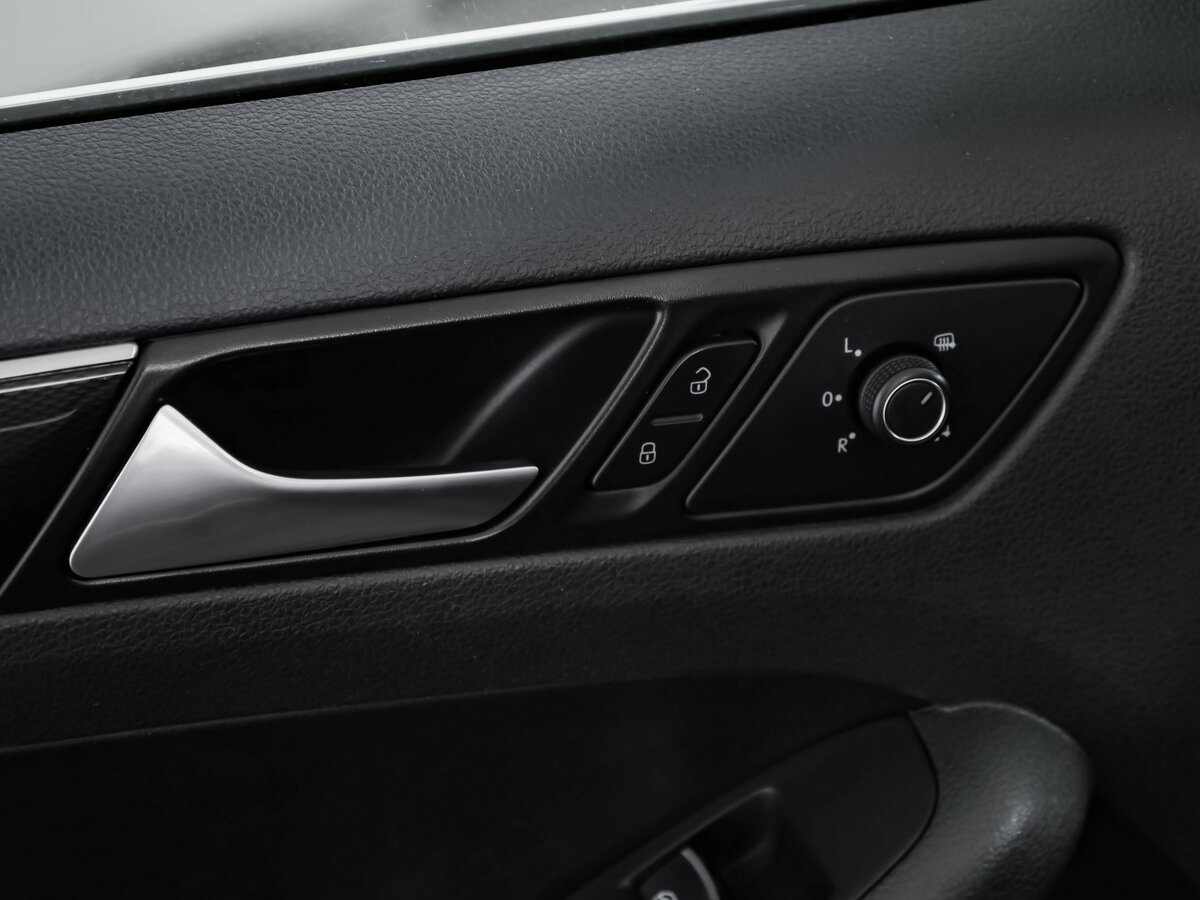 Купить Volkswagen Jetta, 2017, 139 184 км.. Фото: #22