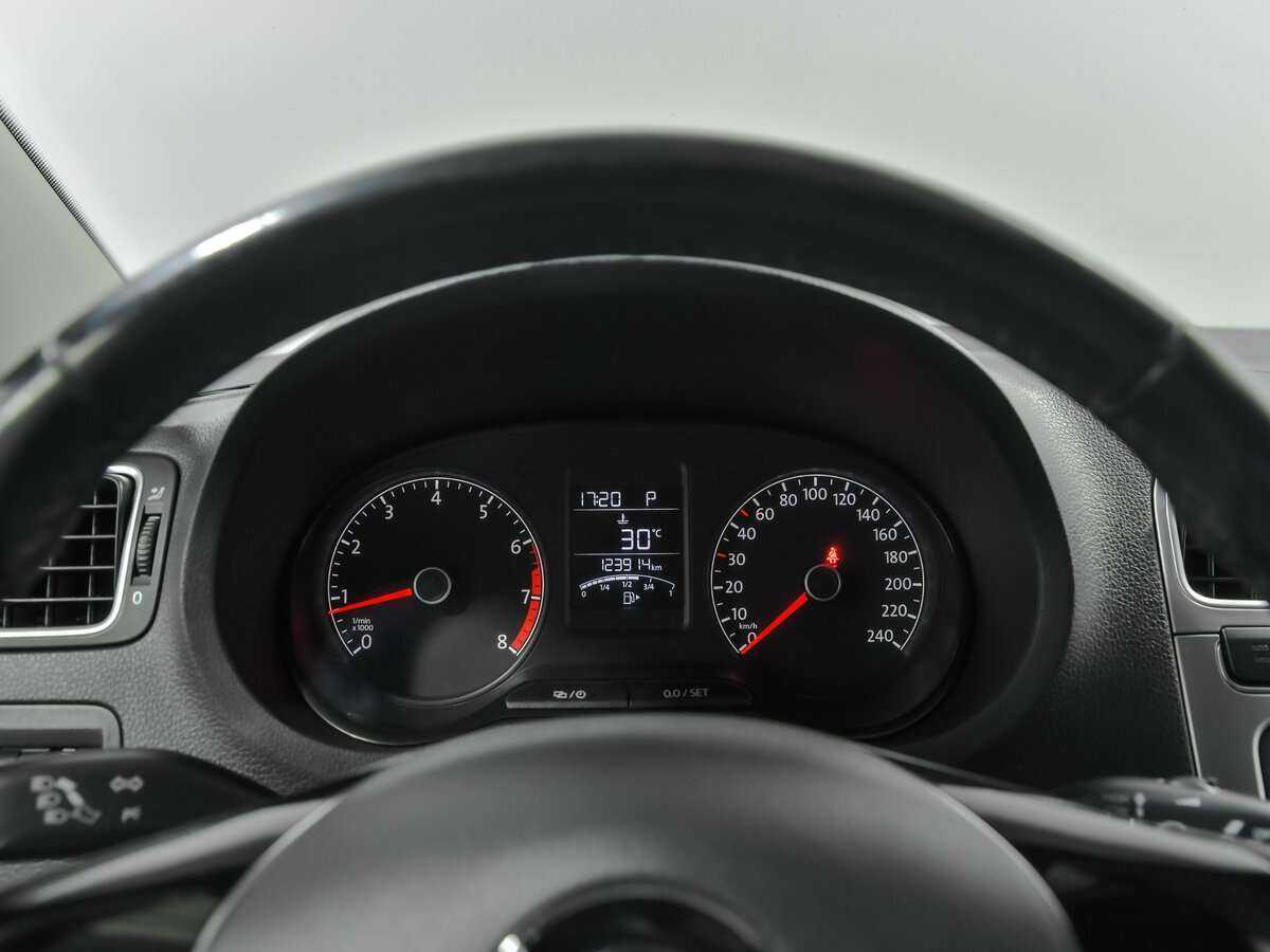 Купить Volkswagen Polo, 2015, 123 861 км.. Фото: #6