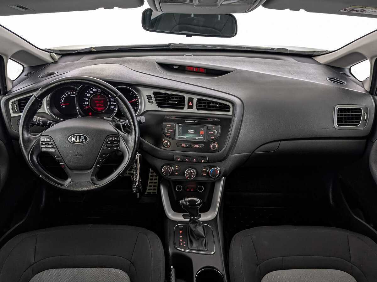 Купить Kia Ceed, 2014, 173 341 км.. Фото: #9
