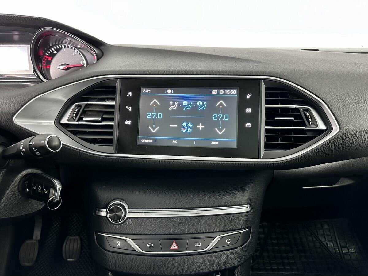 Купить Peugeot 308, 2018, 91 697 км.. Фото: #10