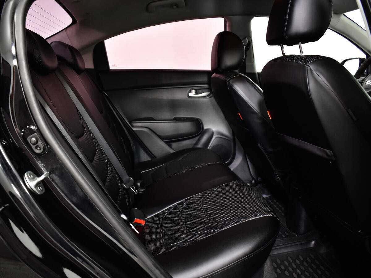 Купить Kia Rio, 2017, 140 722 км.. Фото: #9