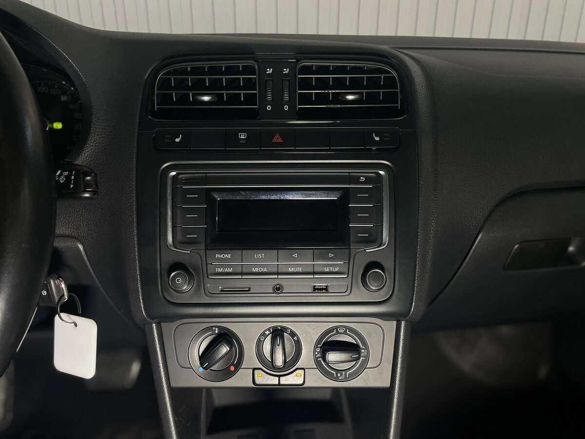 Купить Volkswagen Polo, 2017, 100 072 км.. Фото: #15