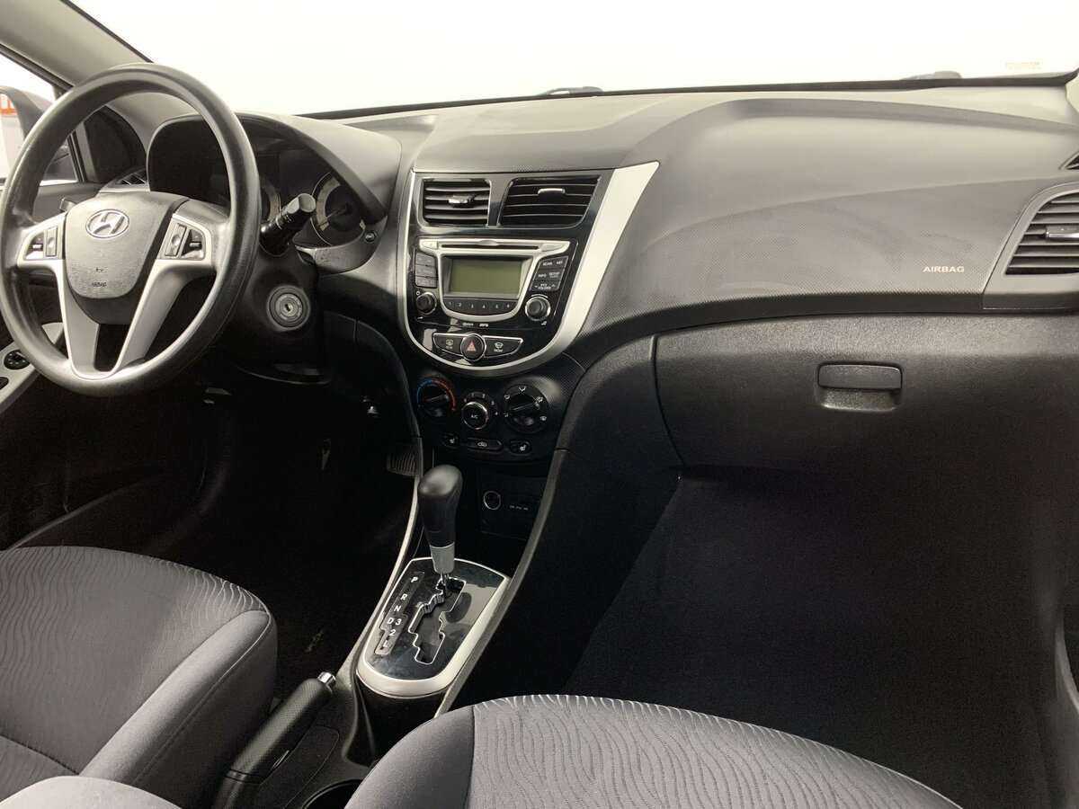 Купить Hyundai Solaris, 2013, 56 055 км.. Фото: #8