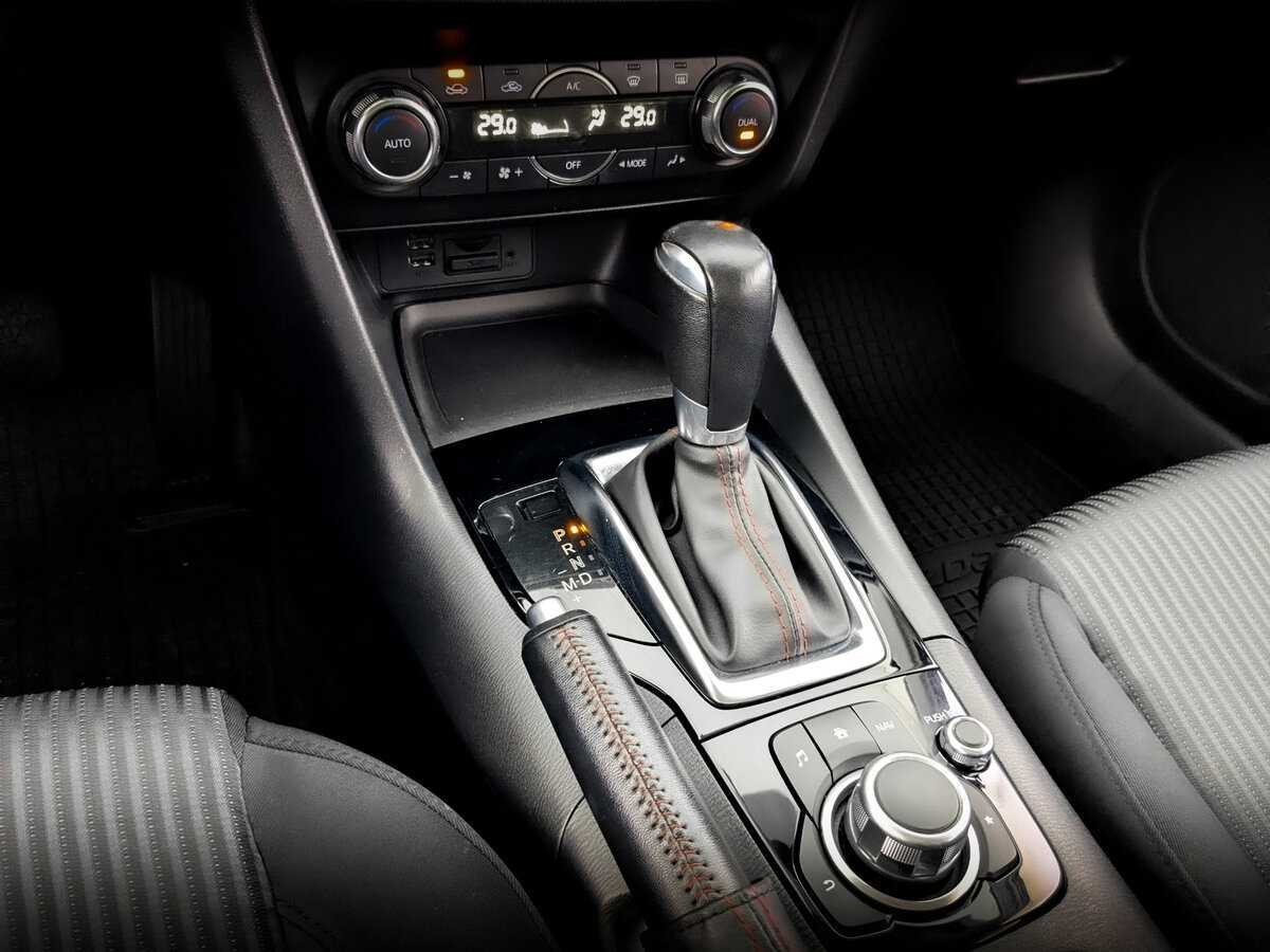 Купить Mazda 3, 2015, 116 000 км.. Фото: #24