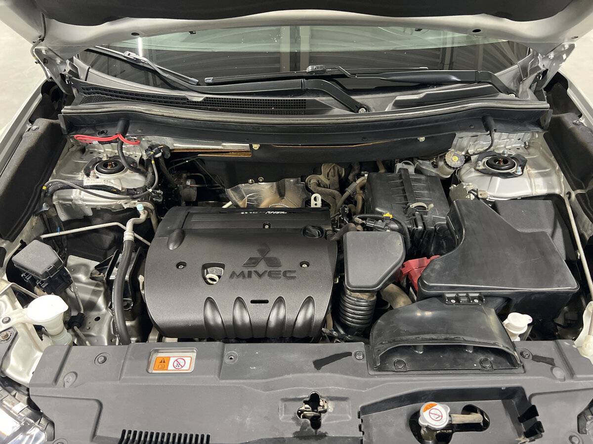 Купить Mitsubishi Outlander, 2017, 107 670 км.. Фото: #8