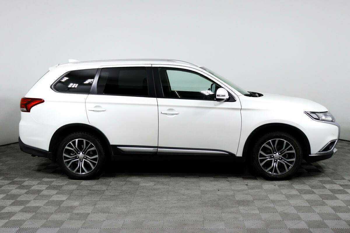 Купить Mitsubishi Outlander, 2018, 173 198 км.. Фото: #2