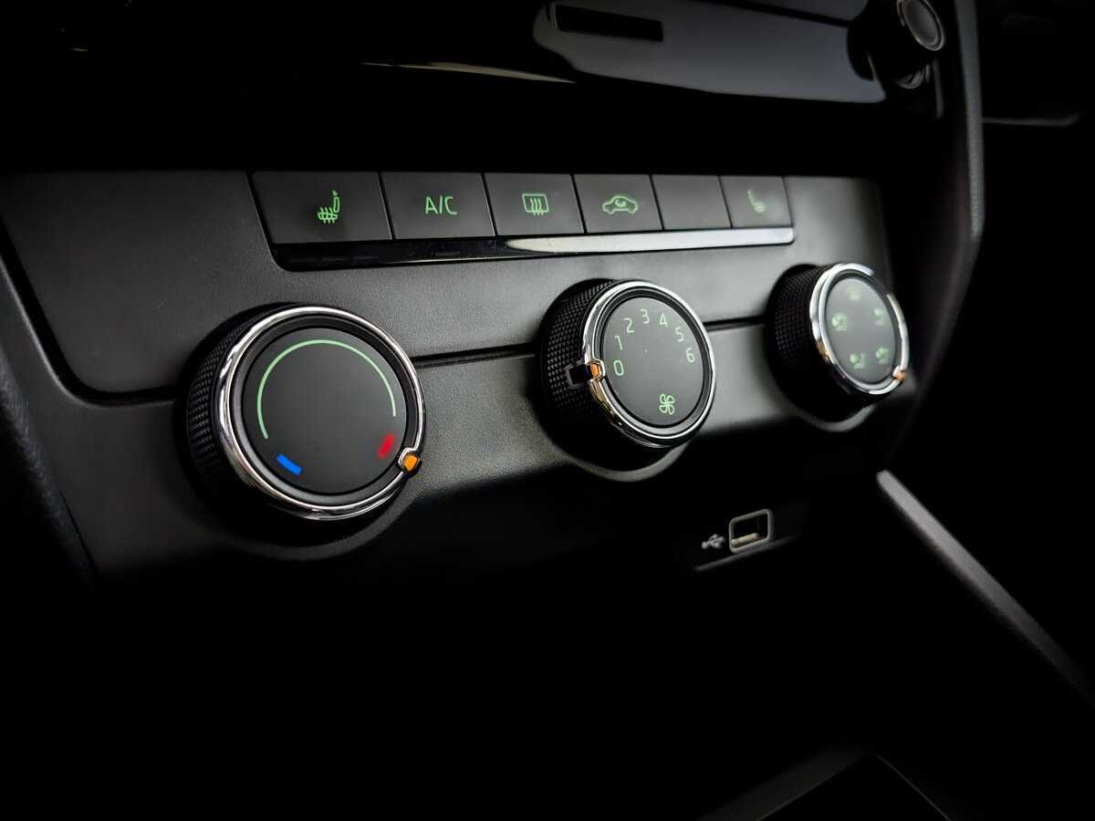 Купить Skoda Octavia, 2018, 162 046 км.. Фото: #24