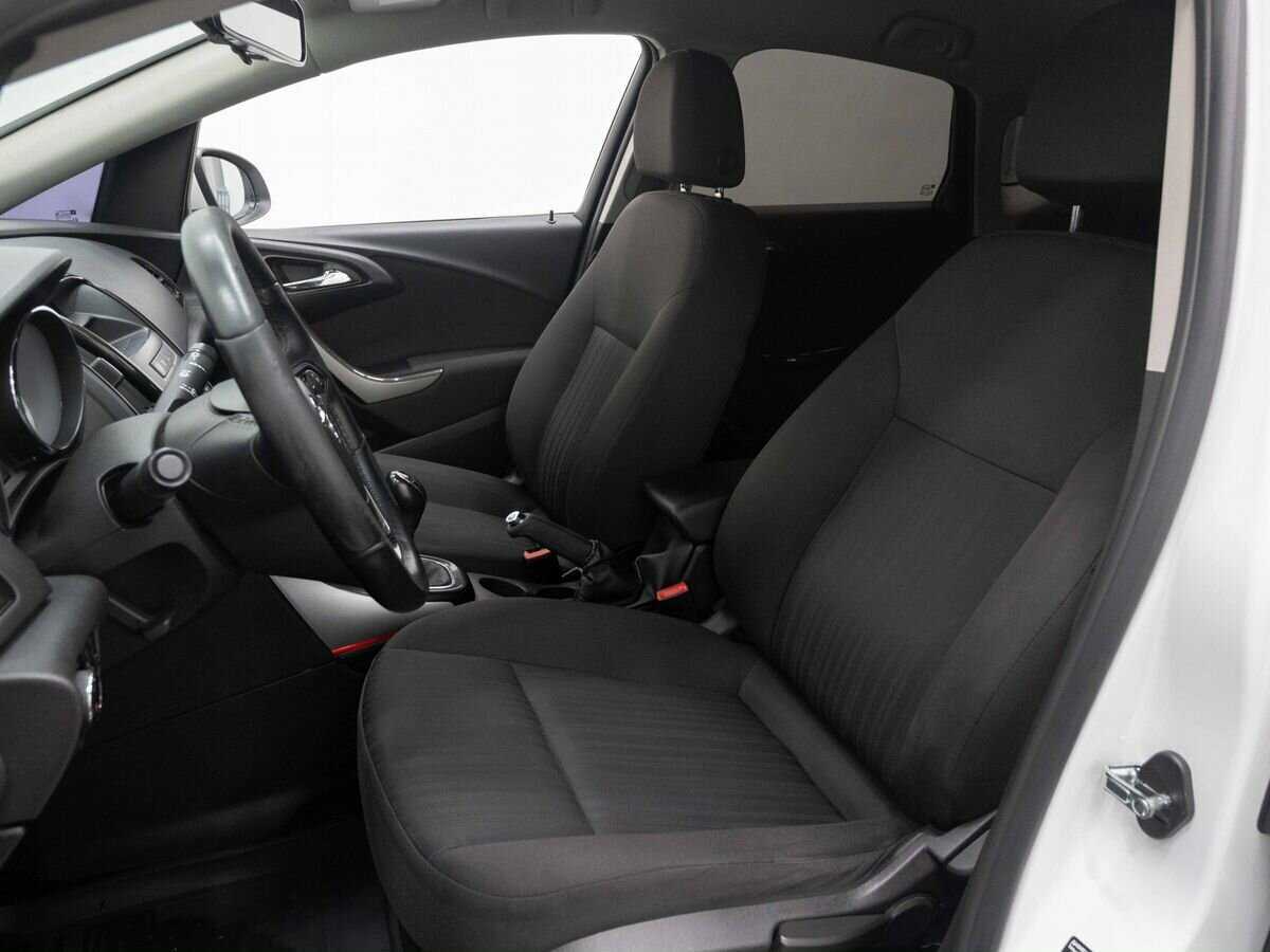 Купить Opel Astra, 2013, 236 636 км.. Фото: #7