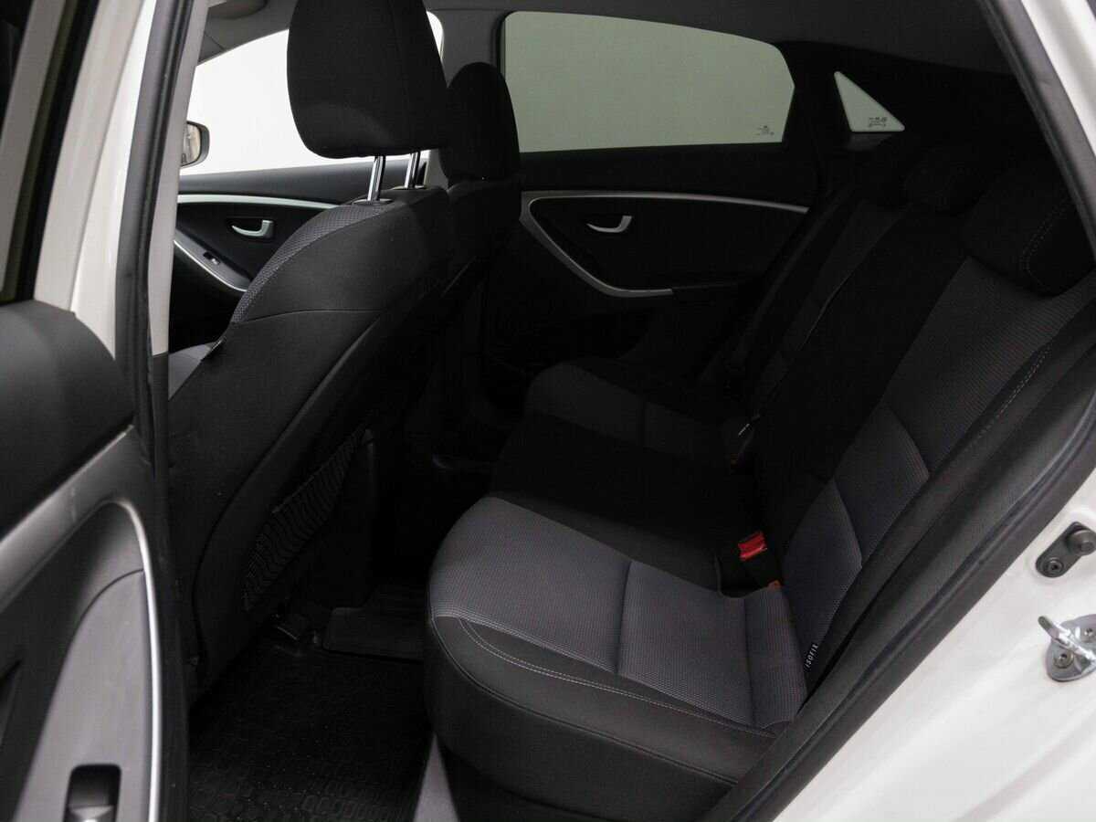 Купить Hyundai i30, 2013, 177 420 км.. Фото: #8