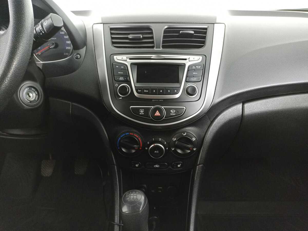 Купить Hyundai Solaris, 2015, 147 002 км.. Фото: #14