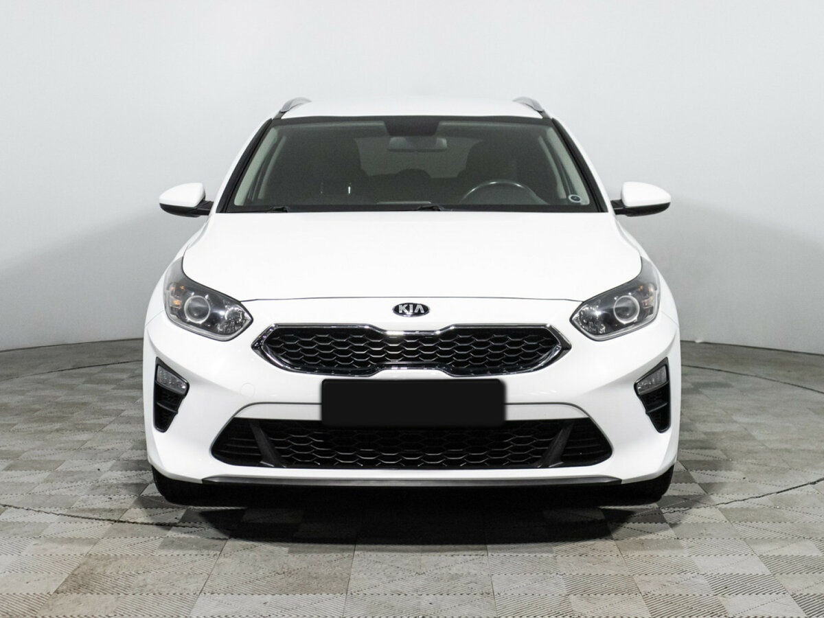 Купить Kia Ceed, 2019, 68 732 км.. Фото: #1
