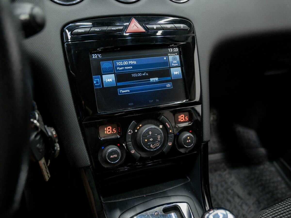 Купить Peugeot 408, 2017, 129 611 км.. Фото: #17