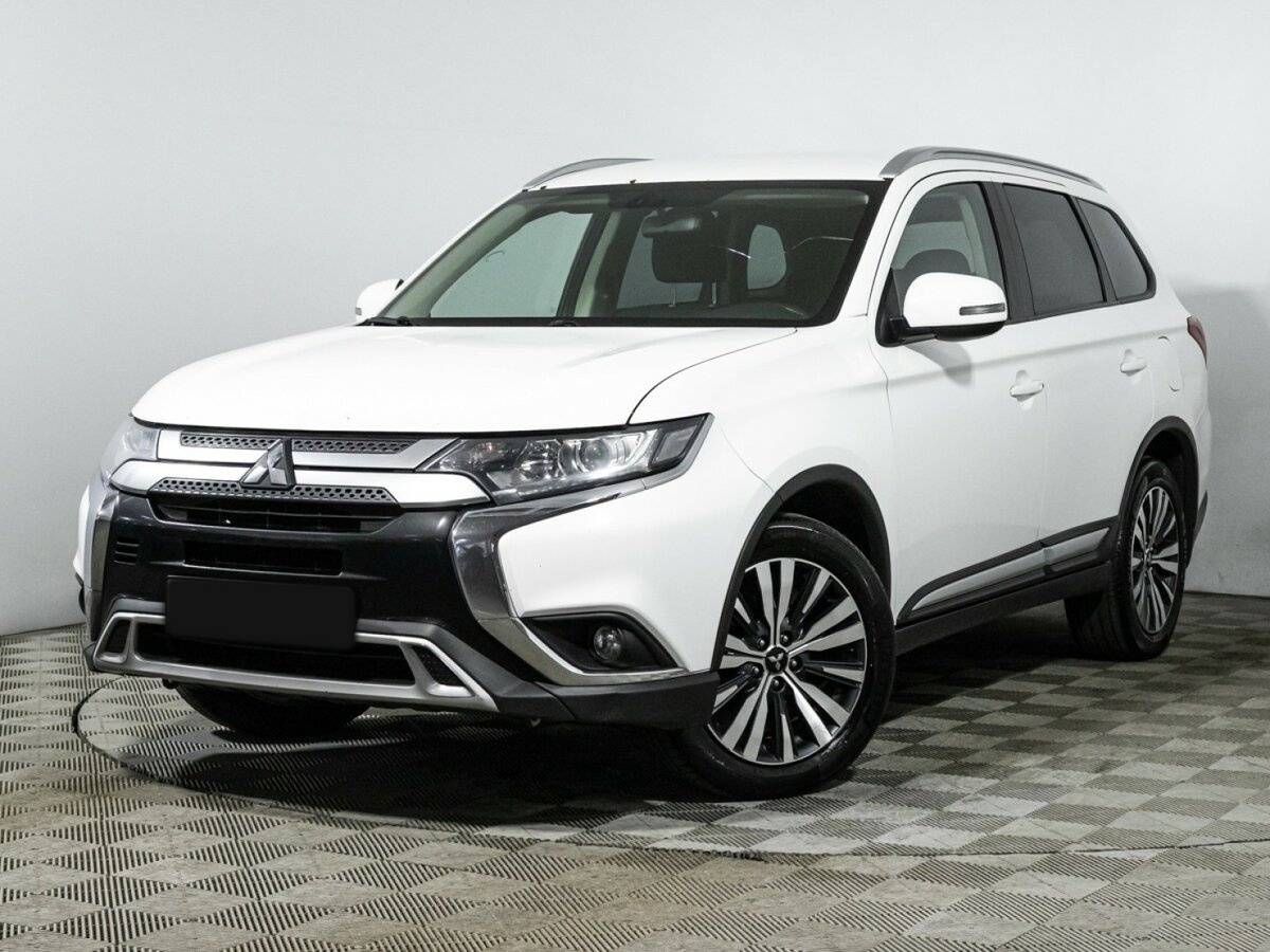 Купить Mitsubishi Outlander, 2019, 236 550 км.. Посмотреть фото