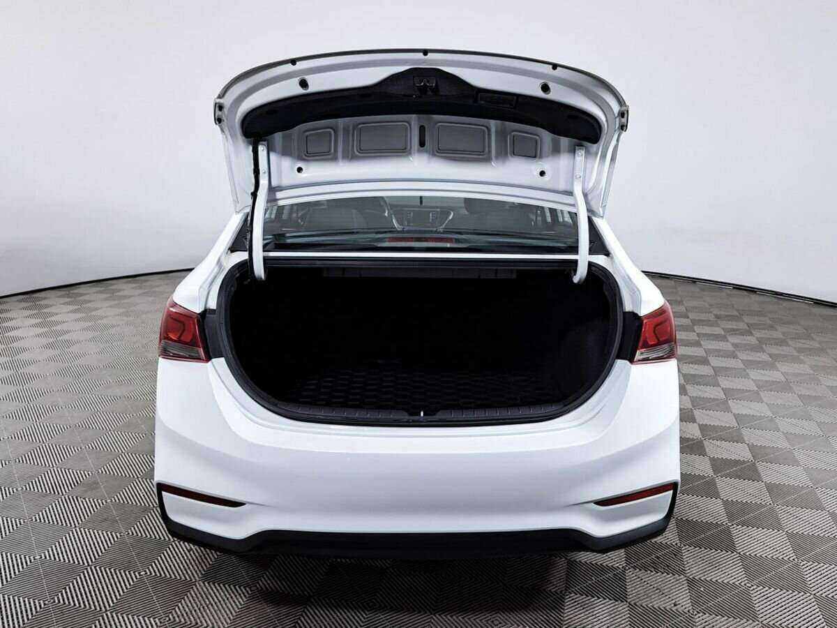 Купить Hyundai Solaris, 2018, 24 950 км.. Фото: #8