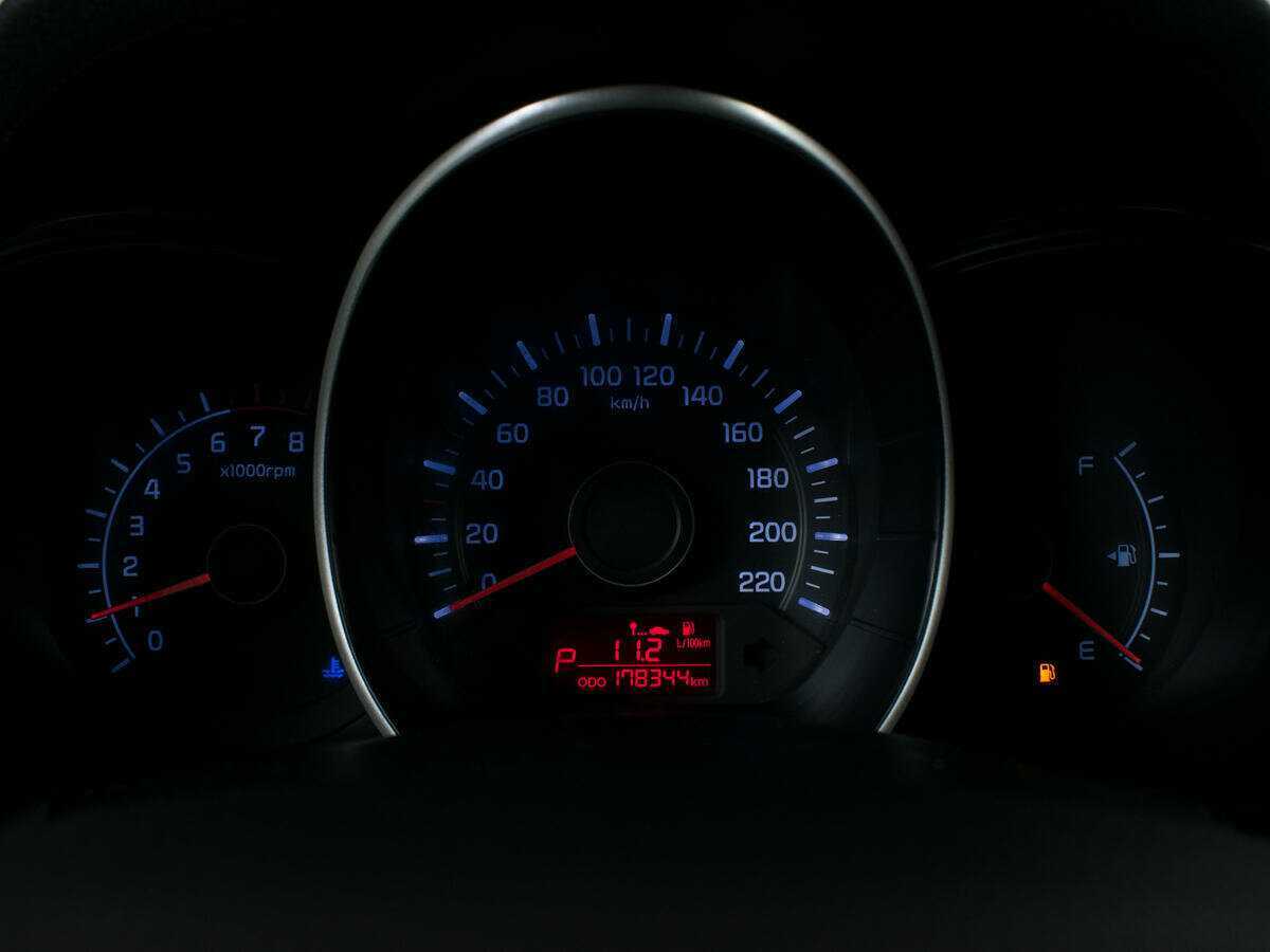 Купить Kia Rio, 2012, 178 341 км.. Фото: #13