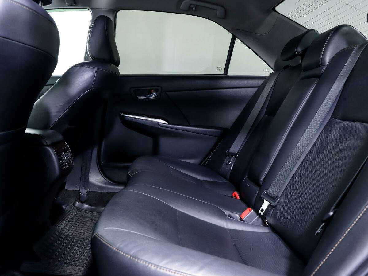 Купить Toyota Camry, 2017, 198 613 км.. Фото: #10