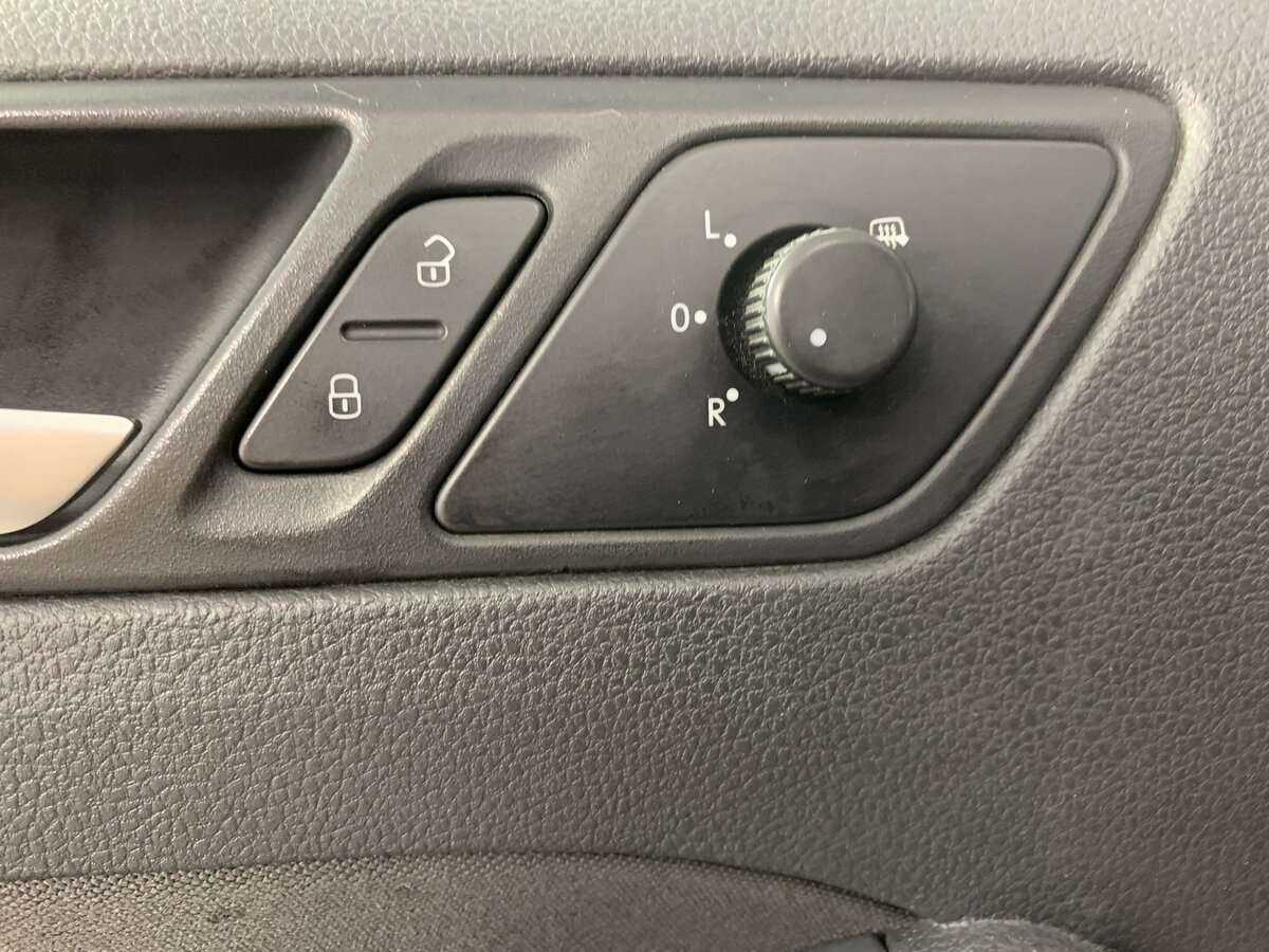 Купить Volkswagen Jetta, 2013, 222 783 км.. Фото: #16