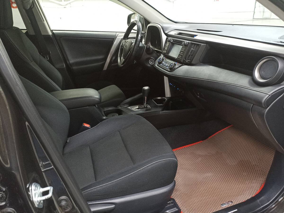Купить Toyota RAV4, 2016, 221 837 км.. Фото: #10