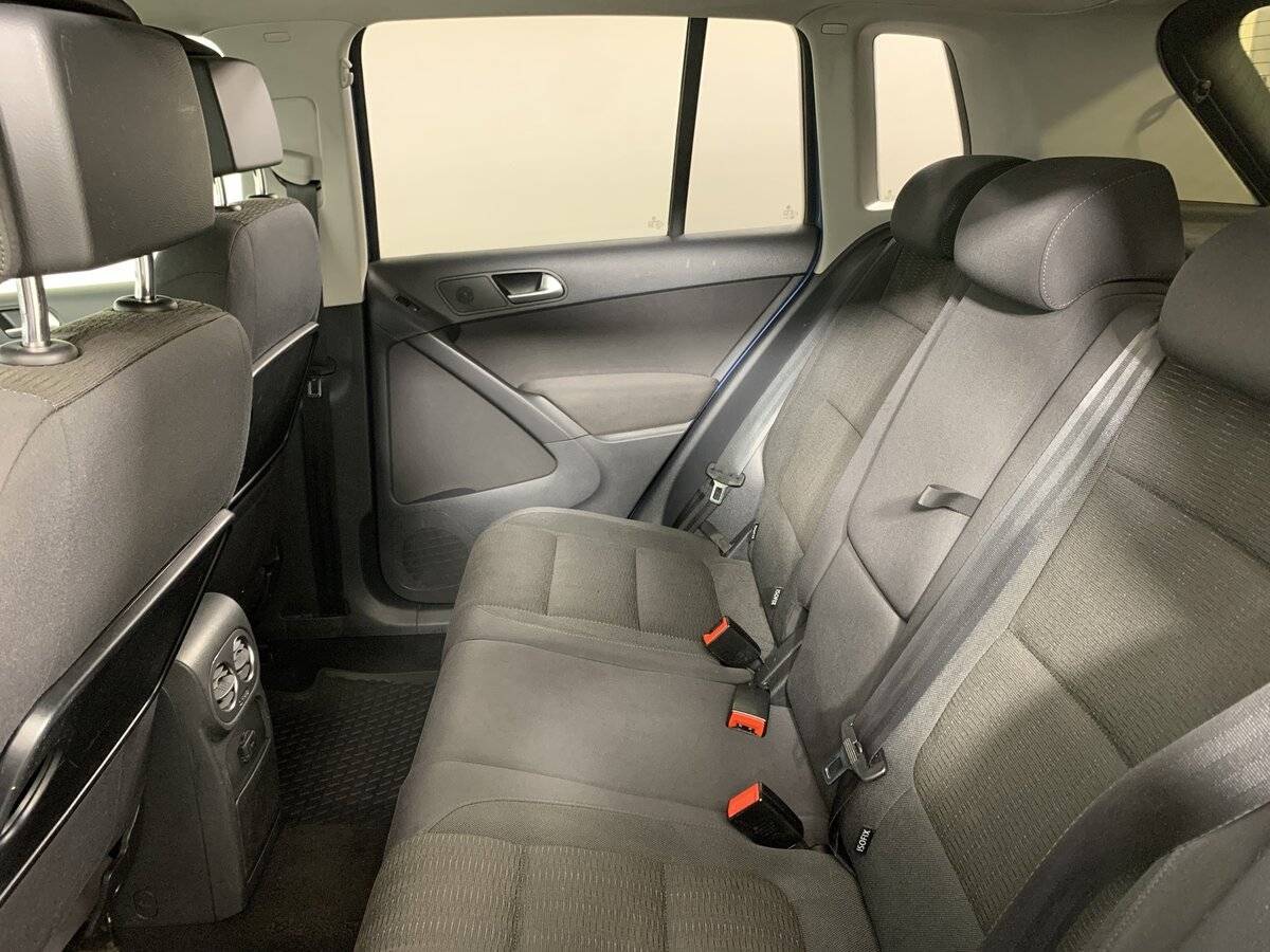 Купить Volkswagen Tiguan, 2012, 220 405 км.. Фото: #17