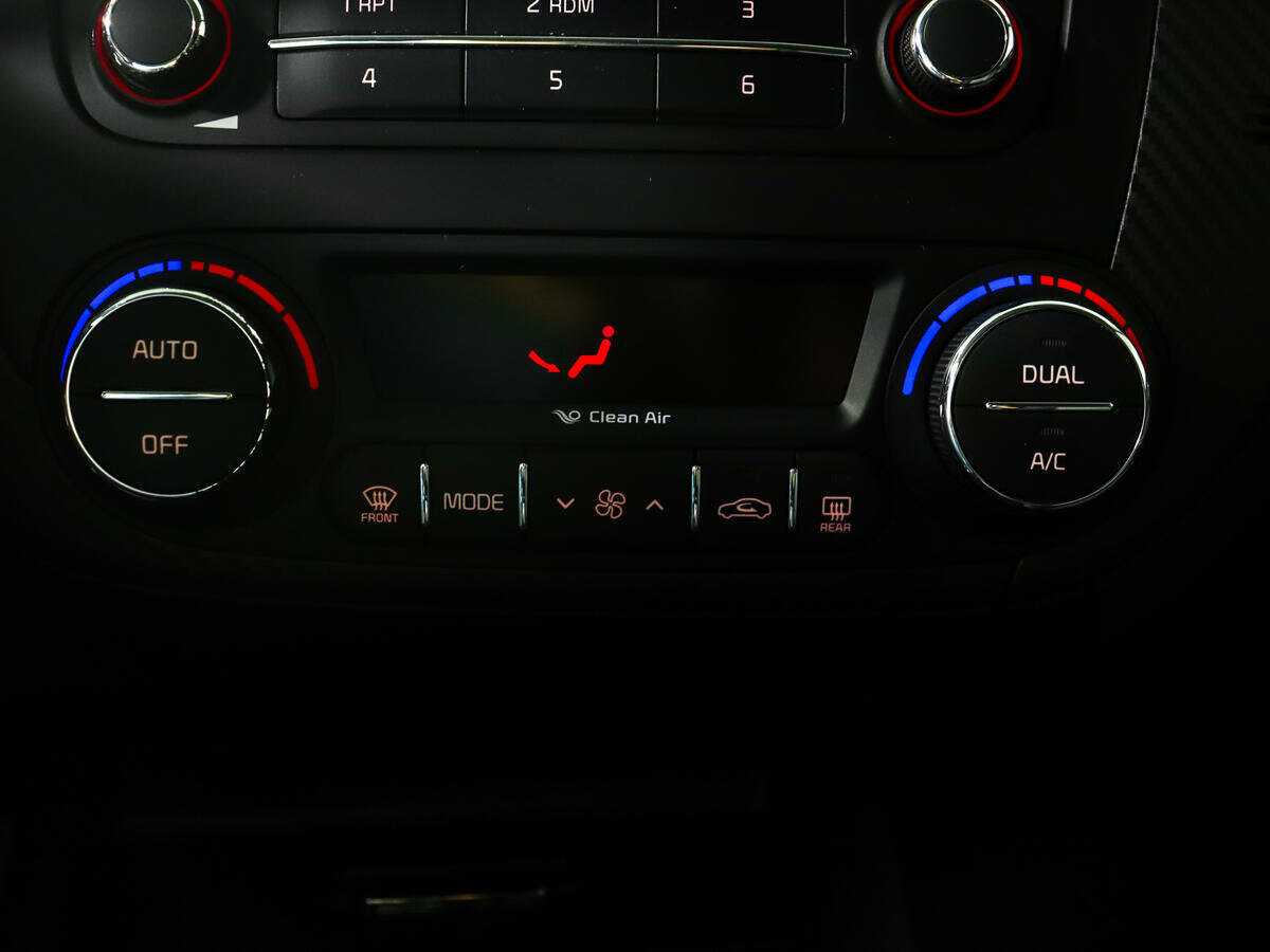 Купить Kia Cerato, 2015, 93 939 км.. Фото: #15