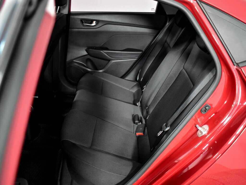 Купить Hyundai Solaris, 2017, 66 444 км.. Фото: #10