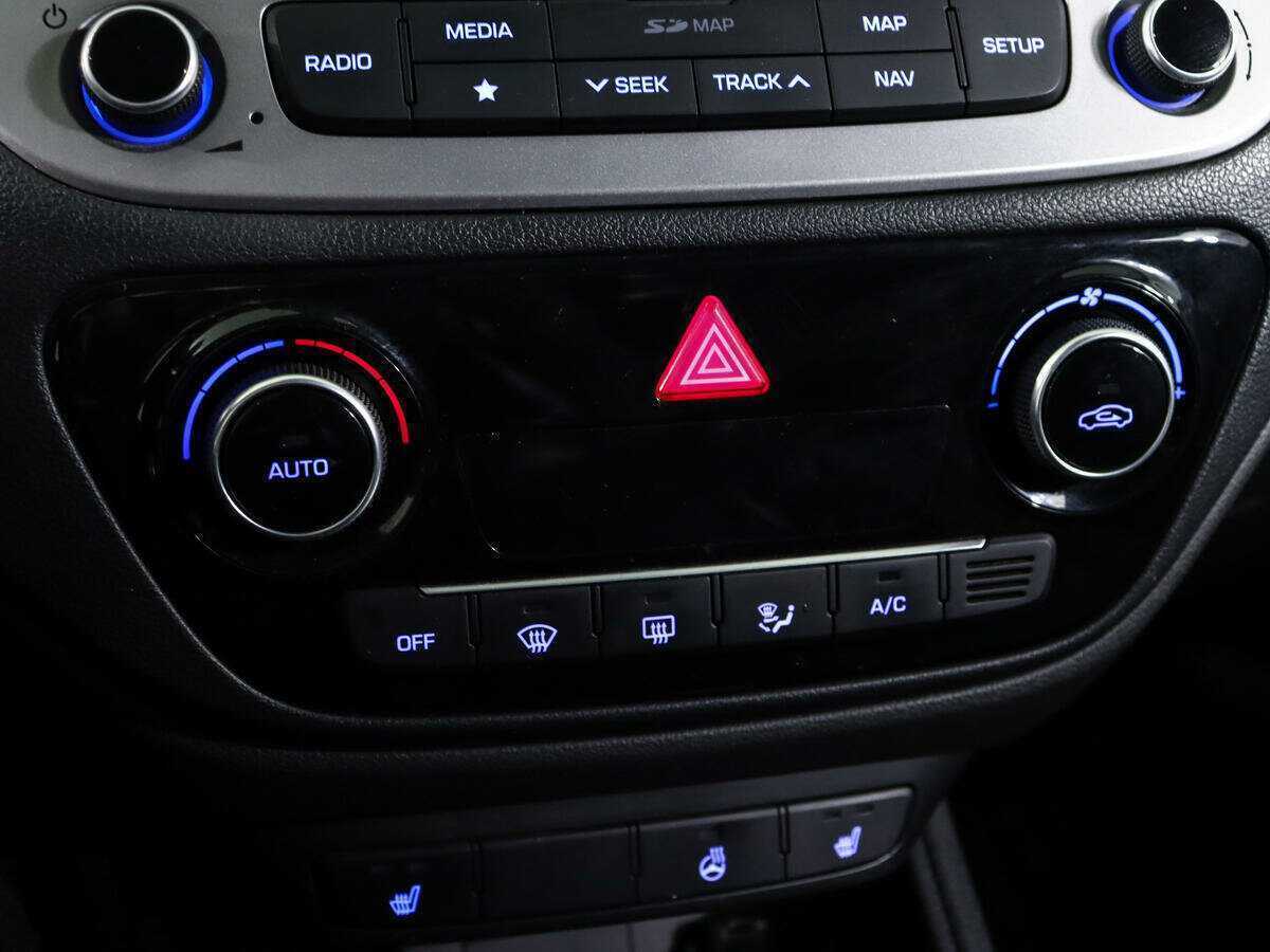 Купить Hyundai Solaris, 2018, 69 469 км.. Фото: #16