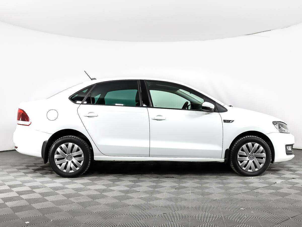 Купить Volkswagen Polo, 2018, 133 140 км.. Фото: #3