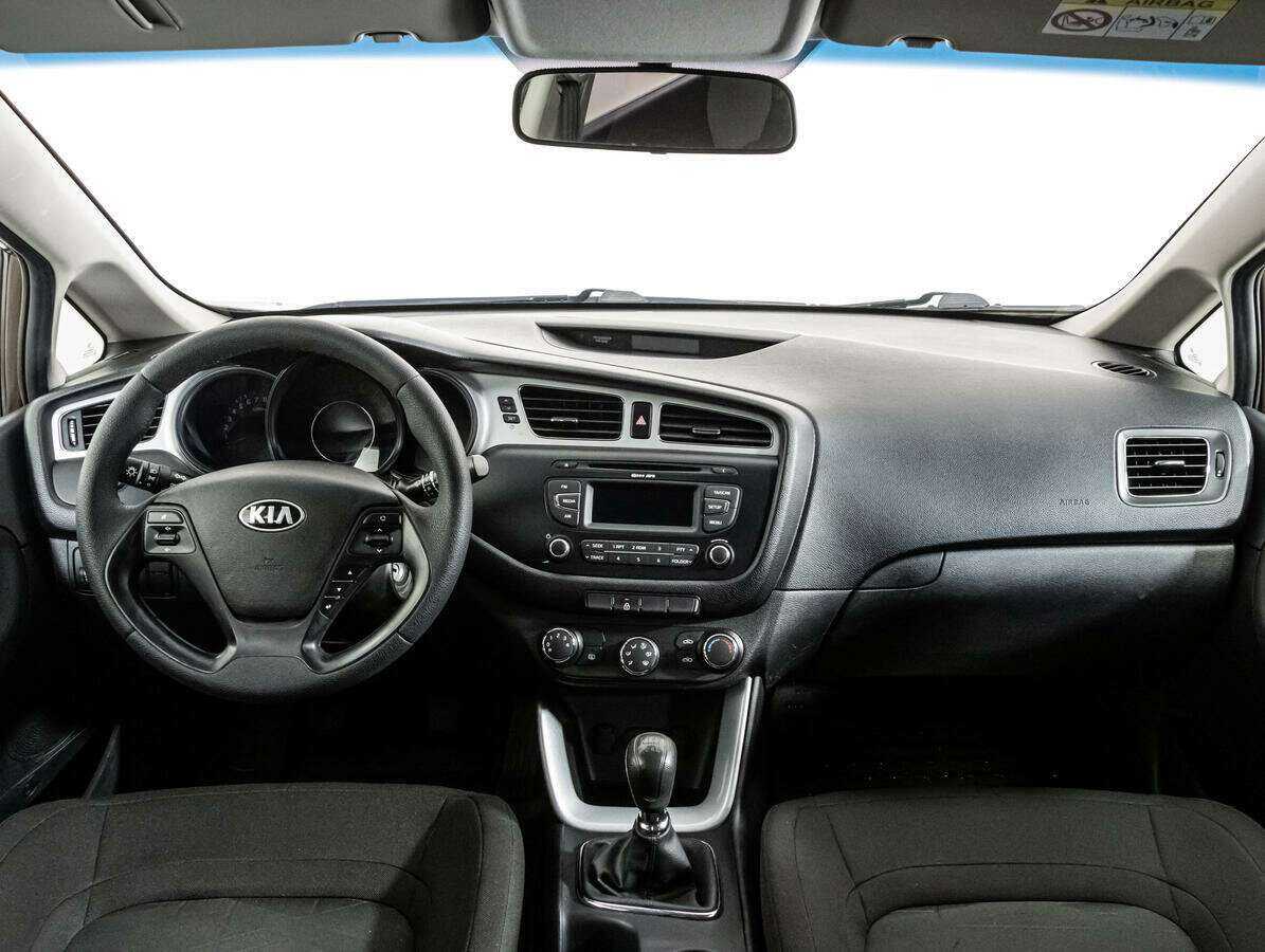 Купить Kia Ceed, 2015, 87 270 км.. Фото: #9