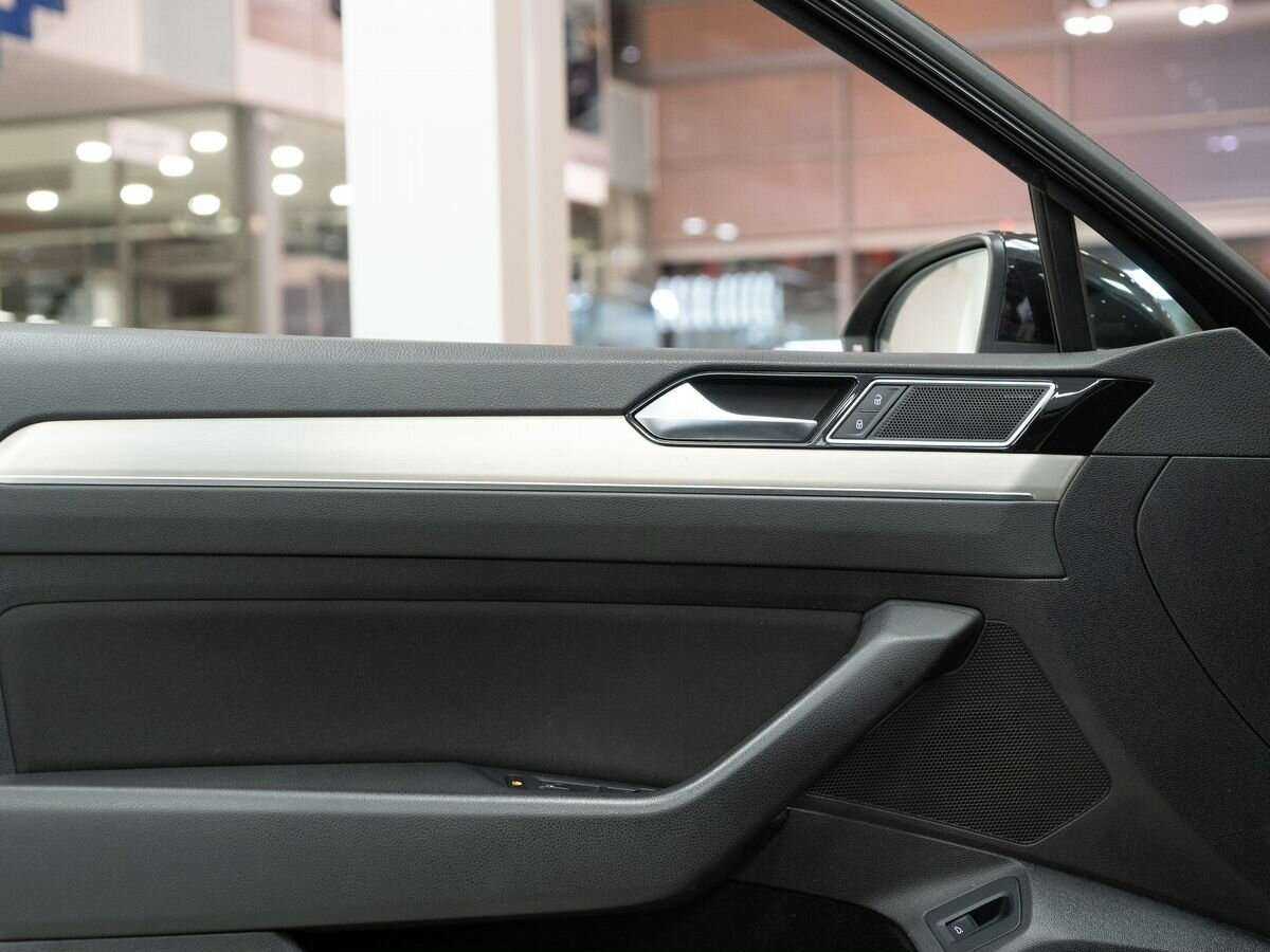 Купить Volkswagen Passat, 2017, 161 748 км.. Фото: #15