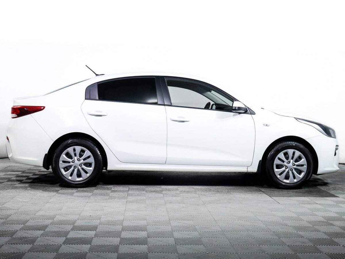 Купить Kia Rio, 2017, 102 979 км.. Фото: #3