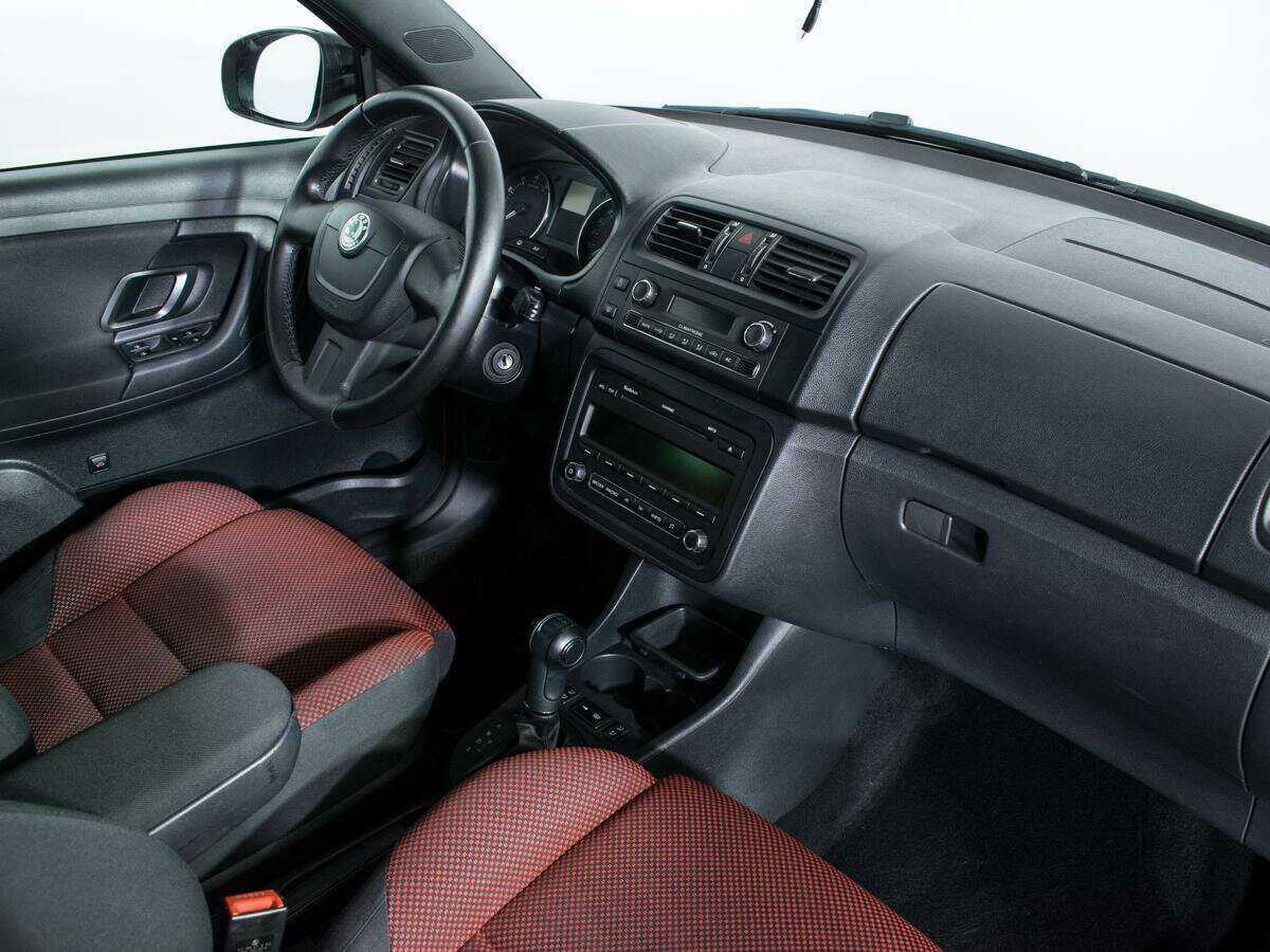Купить Skoda Fabia, 2012, 127 653 км.. Фото: #8