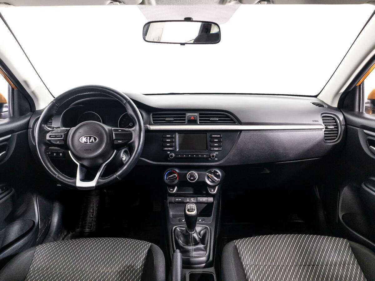Купить Kia Rio, 2017, 75 822 км.. Фото: #12